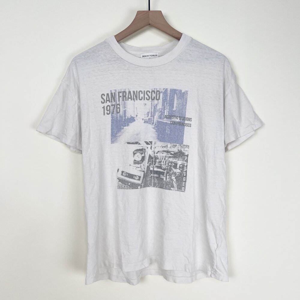 Aritzia White Graphic Tee
